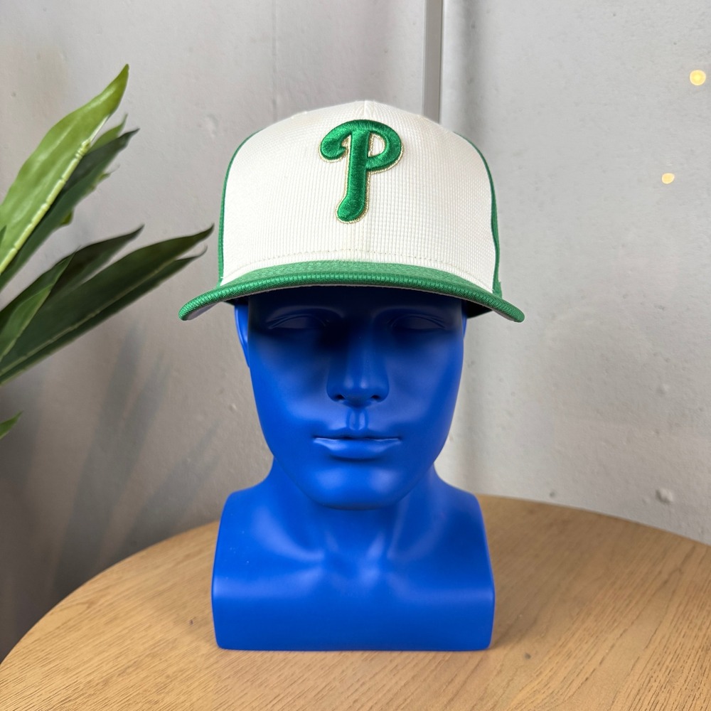 New Era Philadelphia Phillies 59FIFTY Fitted Hat 7 3/8 Green White MLB On Field